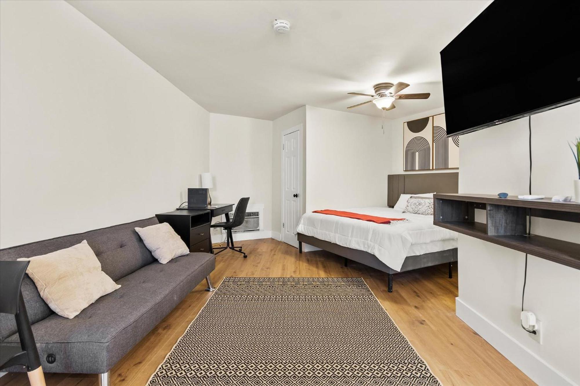 Modern Studio Apartment Near Merrimack Park Huntsville Exterior foto